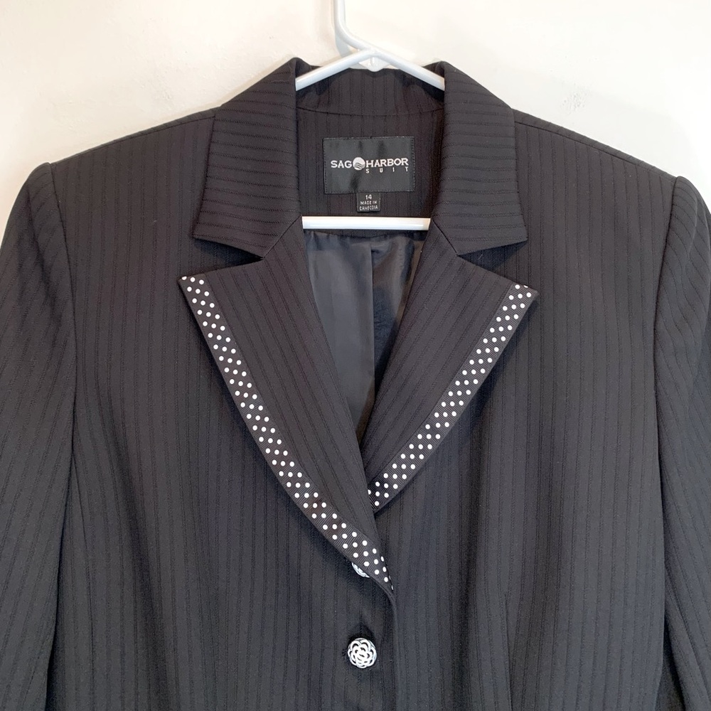 Sag Harbor Black Skirt Jacket Suit Camellia Button & Ribbon Detail 14 - Picture 4 of 15